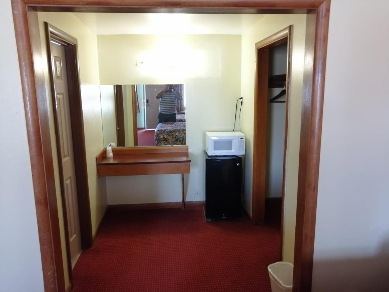 Sands Motel 达尔哈特 外观 照片